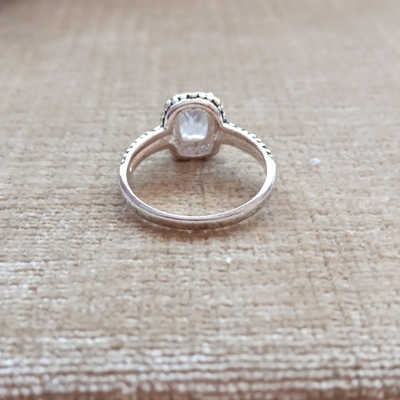 Rhinestone Pebbled Gold and Silver Textured Silver Ring - Picture 3 of 10